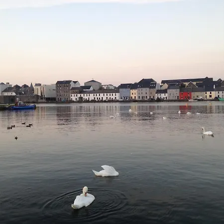 Teachin An Tsruthain Apartment